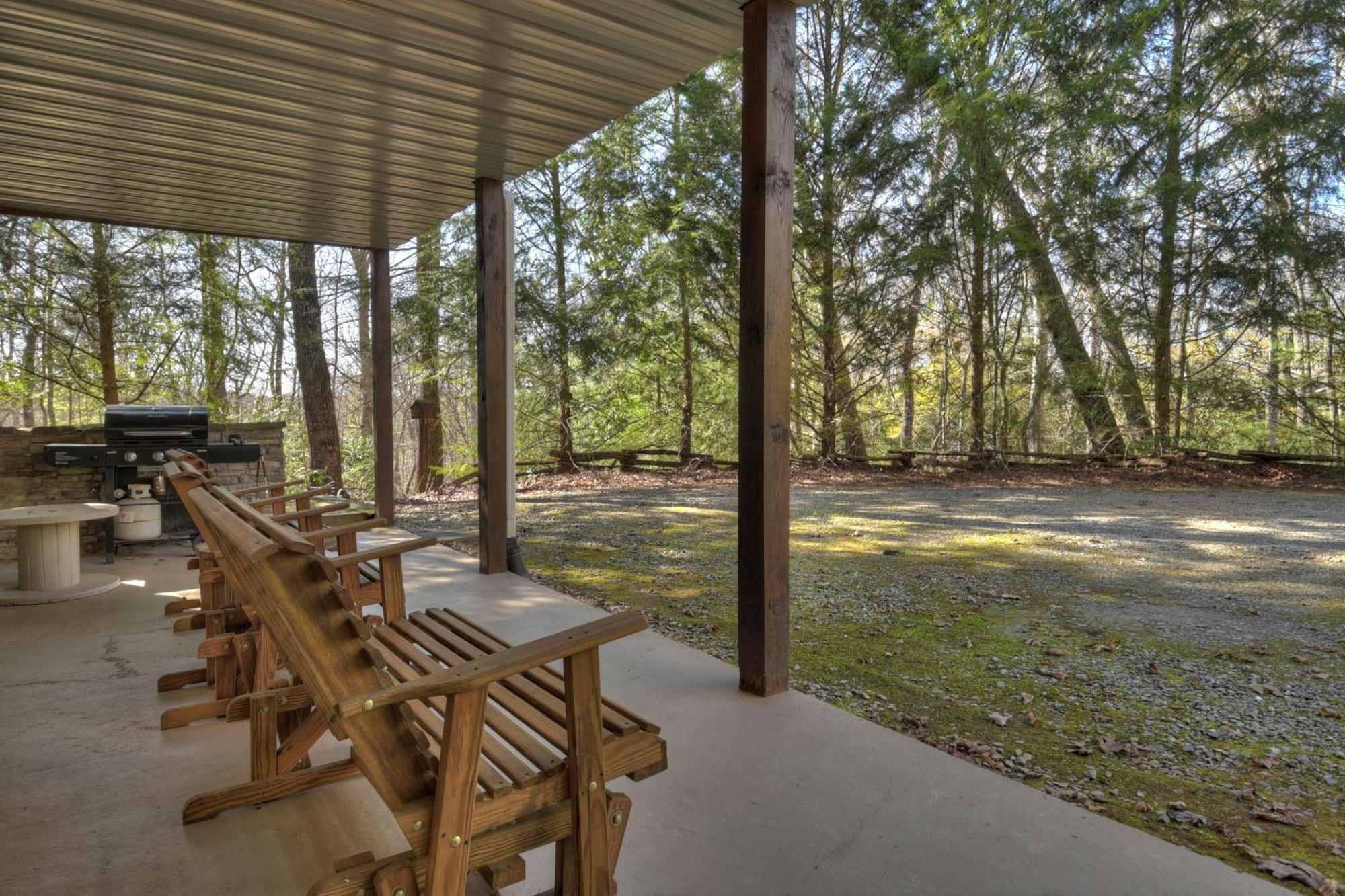 Southern Living Cottage Cozy Up By The Fire Relax On The Porch And Enjoy Peaceful Surroundings Blue Ridge Buitenkant foto