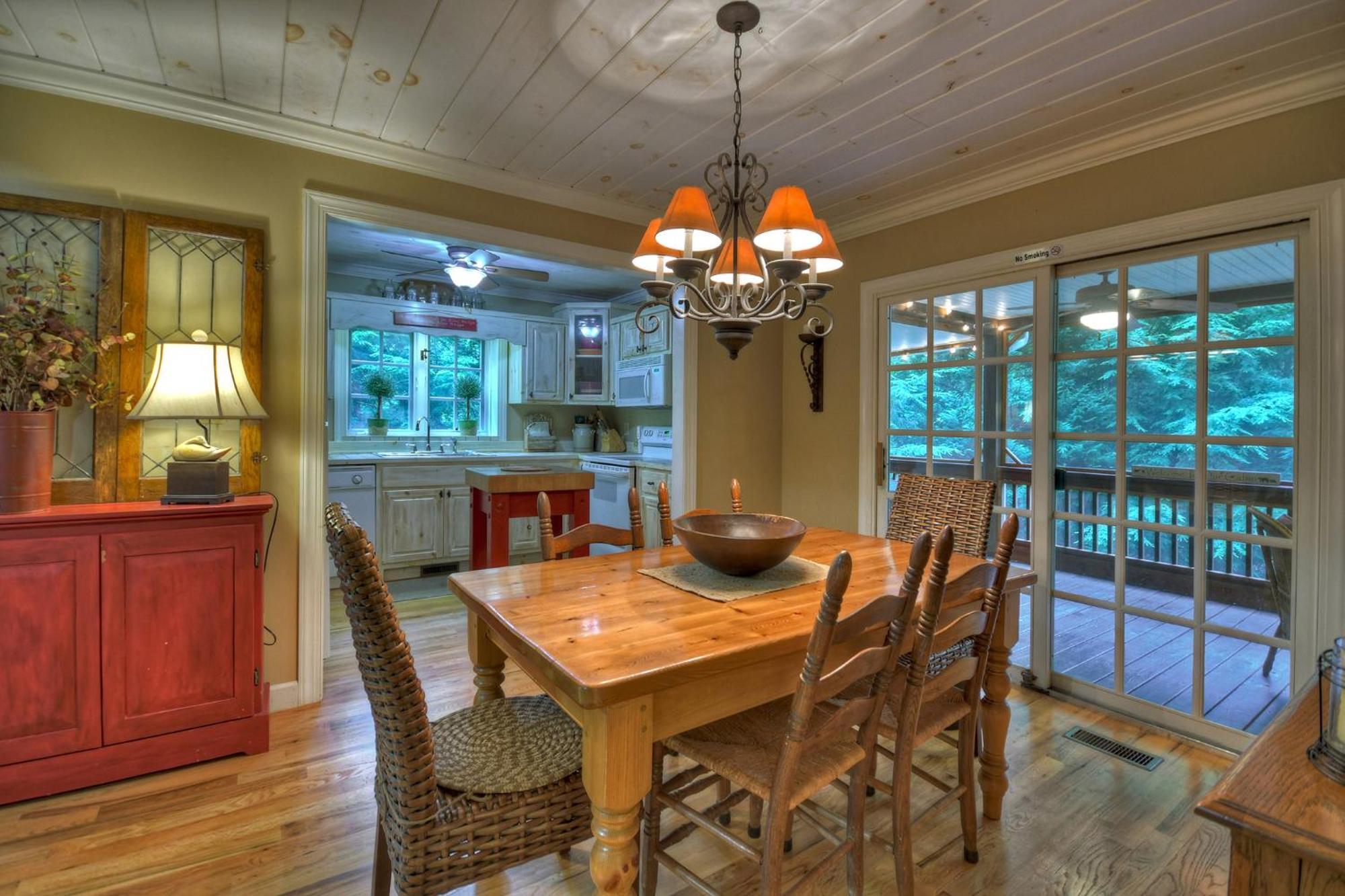 Southern Living Cottage Cozy Up By The Fire Relax On The Porch And Enjoy Peaceful Surroundings Blue Ridge Buitenkant foto