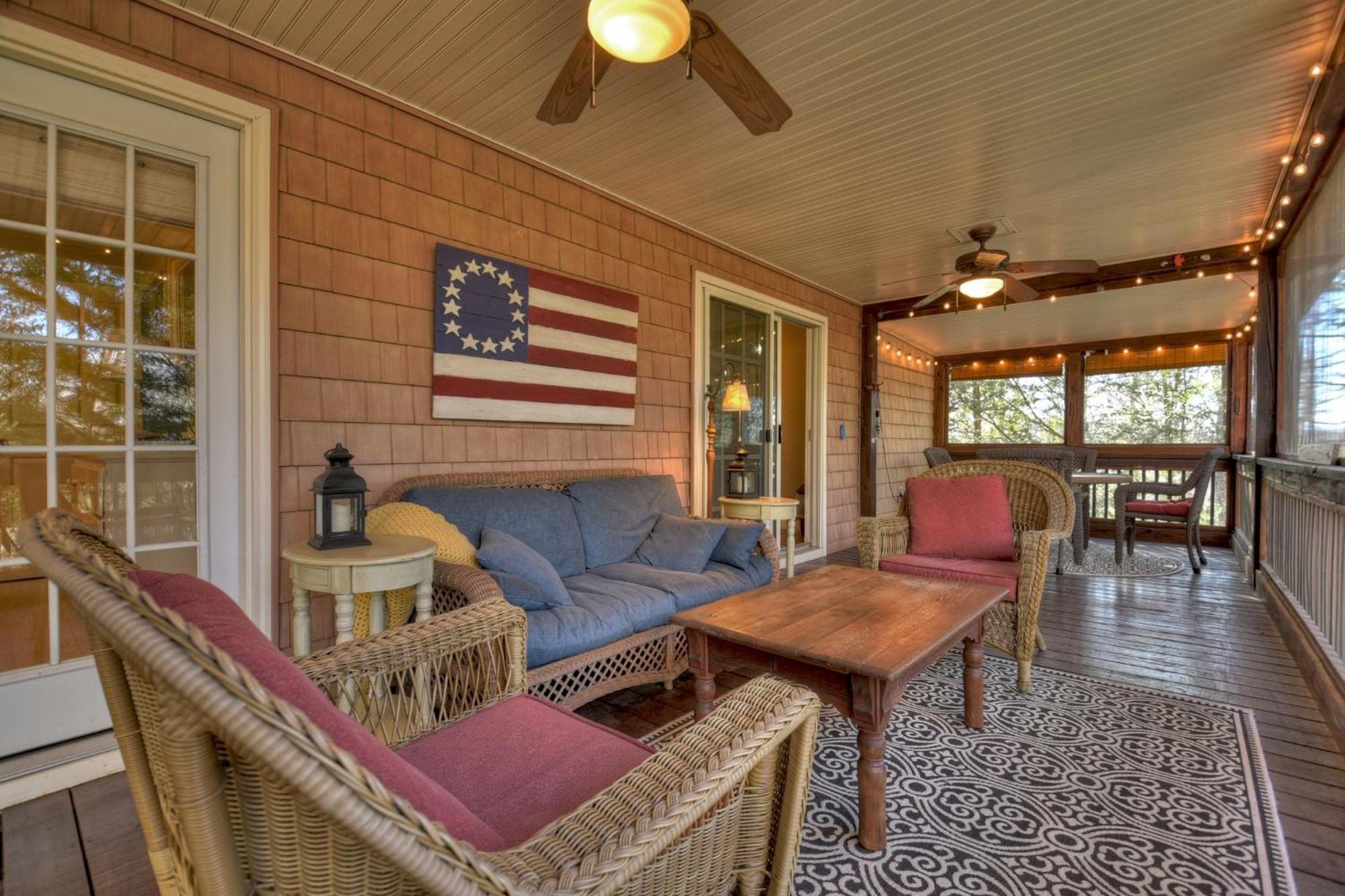 Southern Living Cottage Cozy Up By The Fire Relax On The Porch And Enjoy Peaceful Surroundings Blue Ridge Buitenkant foto