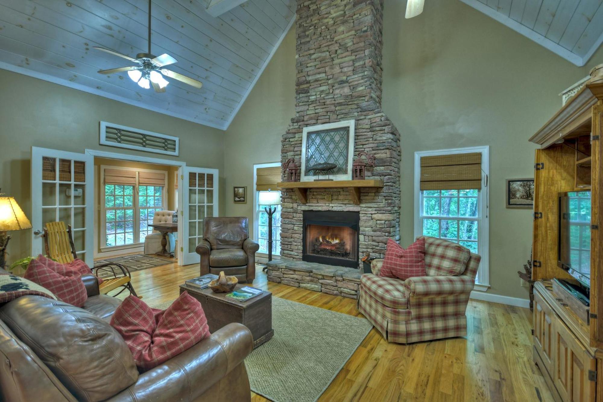 Southern Living Cottage Cozy Up By The Fire Relax On The Porch And Enjoy Peaceful Surroundings Blue Ridge Buitenkant foto